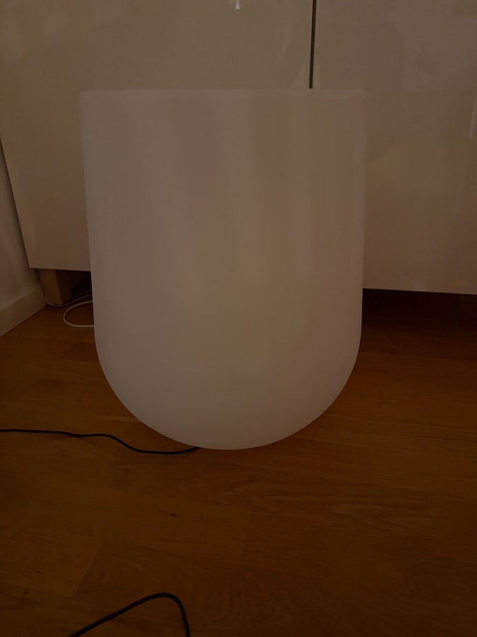 Se produkter som liknar JYSK Ekoxe Garden Planter LED.. p Tradera  (729308201)