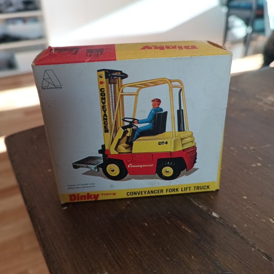 Se produkter som liknar Dinky Toys Conveyancer Fork L.. på Tradera