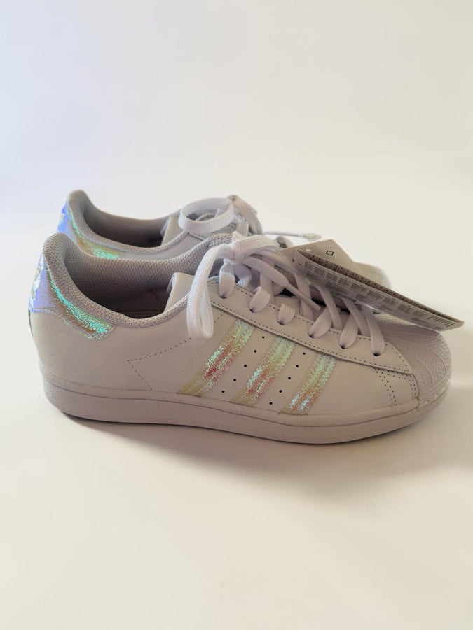 adidas gazelle silver green womens adidas Originals x Disney Samba Jane Kids