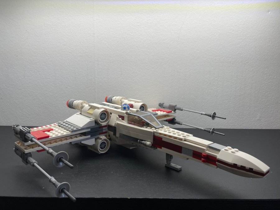 Lego x wing 7140 hotsell