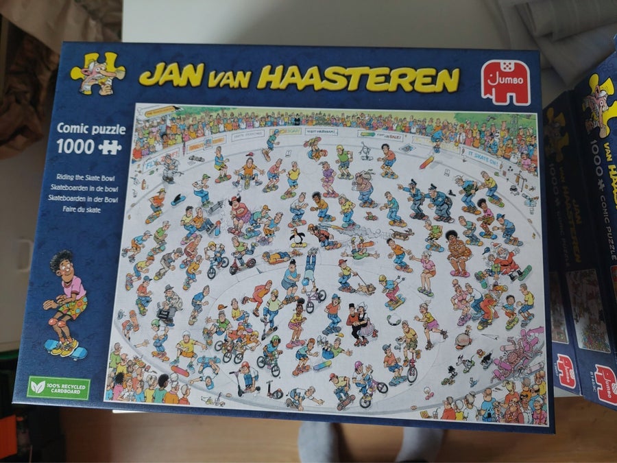 Se produkter som liknar Jan Van Haasteren Pussel 1000.. på Tradera ...