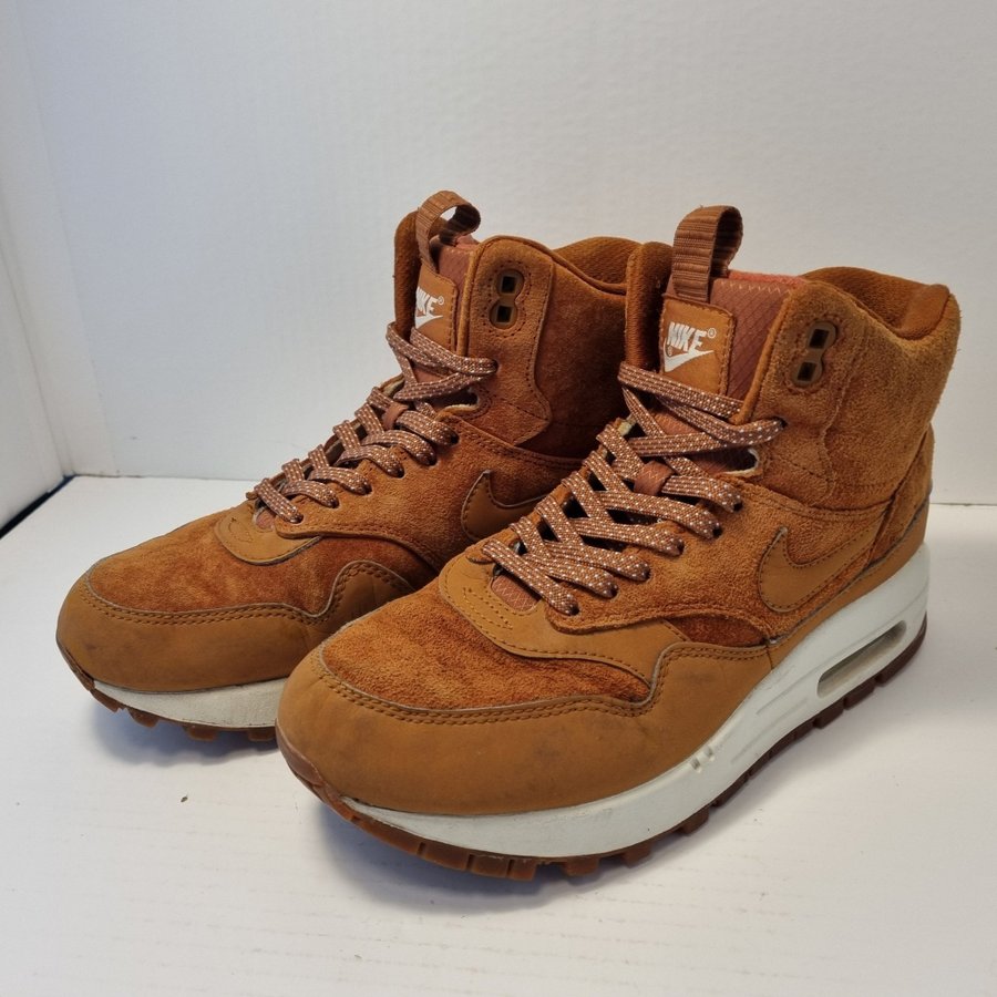 nike air max 1 tawny