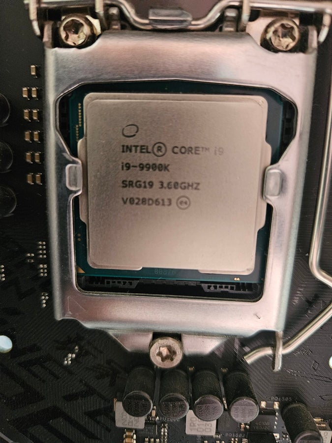 Core i9 9900k Strix Z390-F gaming 16gb ROG ASUS Z390-F Gen Core i9 9900k Strix Z390-F gaming 16gb ROG ASUS Z390-F Gen