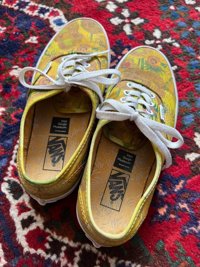 Vans van gogh sunflower 2025