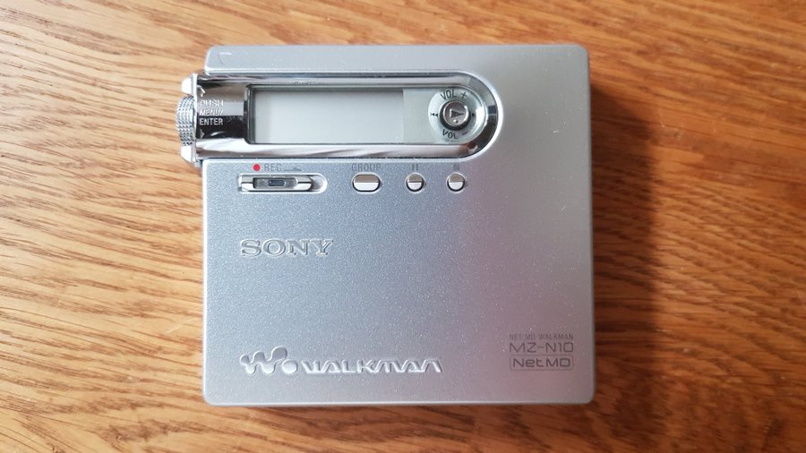 SONY NET MD WALKMAN MZN10 Minidisc Player/Recorder