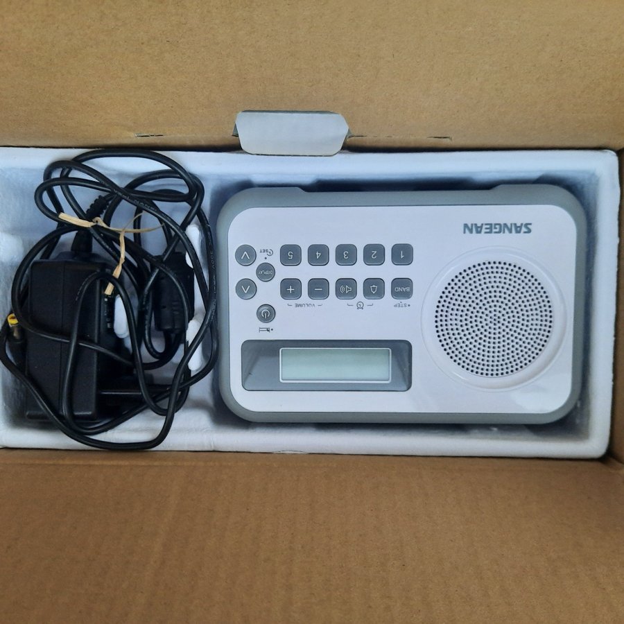Sangean PR-D18 Radio FM Radio | Köp på Tradera (711590072)