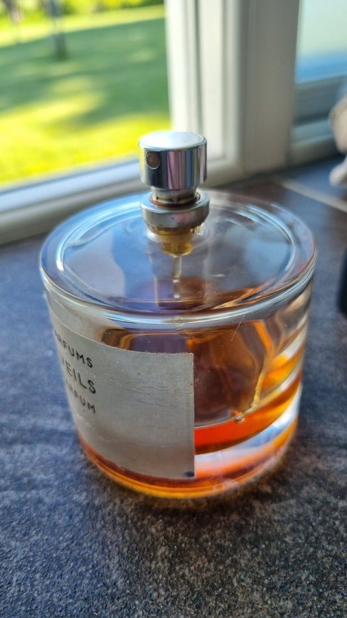 Byredo Parfums Seven Veils Eau de Parfum 25% kv.. | Köp på Tradera