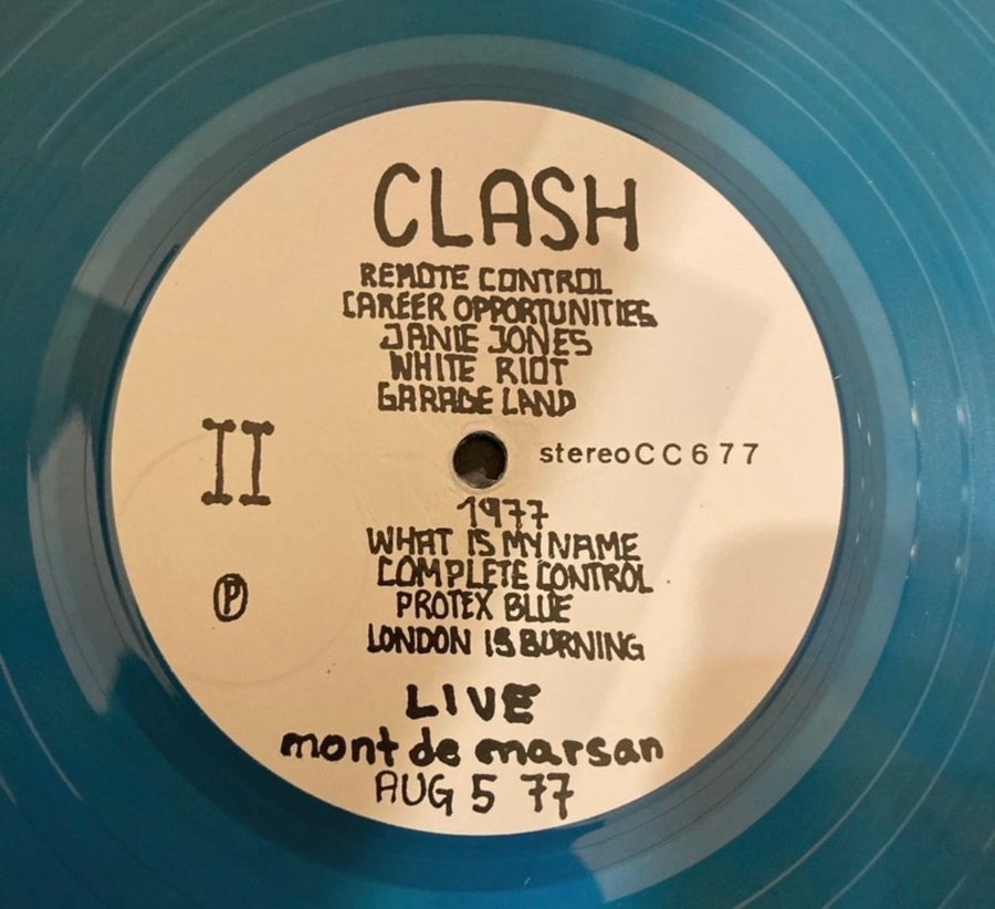 Clash - Live At Mont De Marsan 1977 - Limited E.. | Köp på Tradera