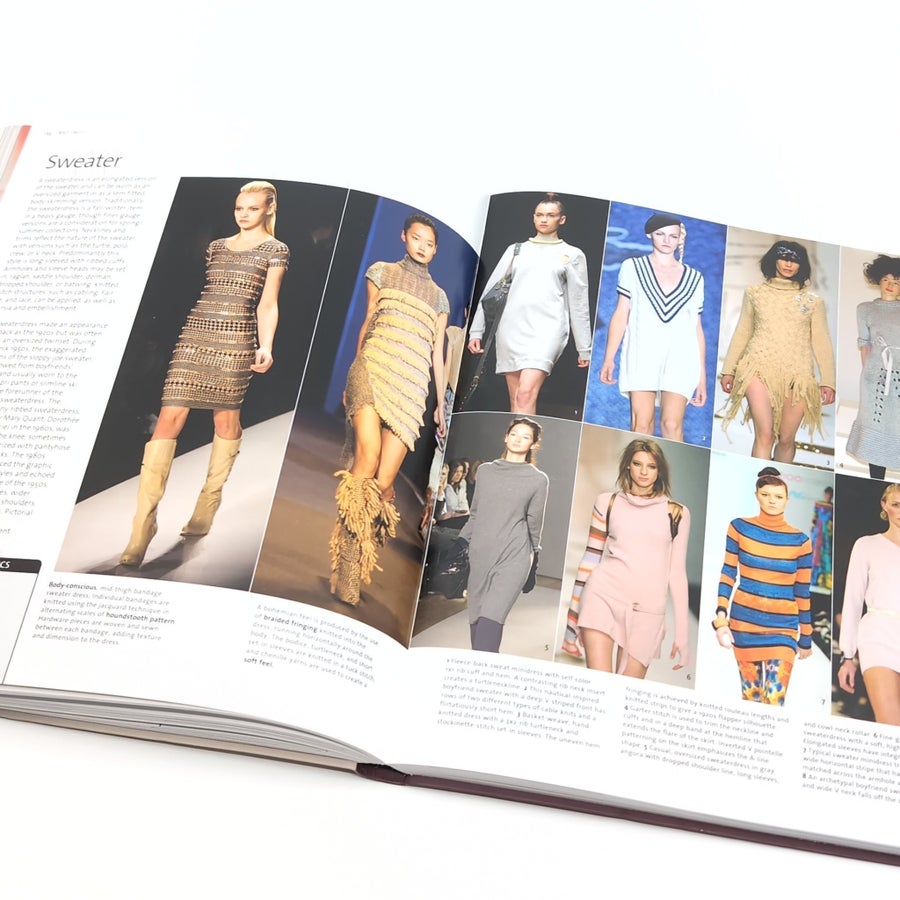 Se produkter som liknar 1000 Dresses: The fashion des.. p Tradera  (709781449)