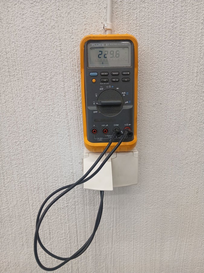 True Rms Multimeter Meter Se produkter som liknar FLUKE 87 TRUE RMS MULTIMETER .. på Tradera ...