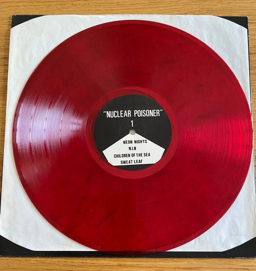 Black Sabbath - Nuclear Poisoner -Rare Röd Vinyl | Köp på Tradera