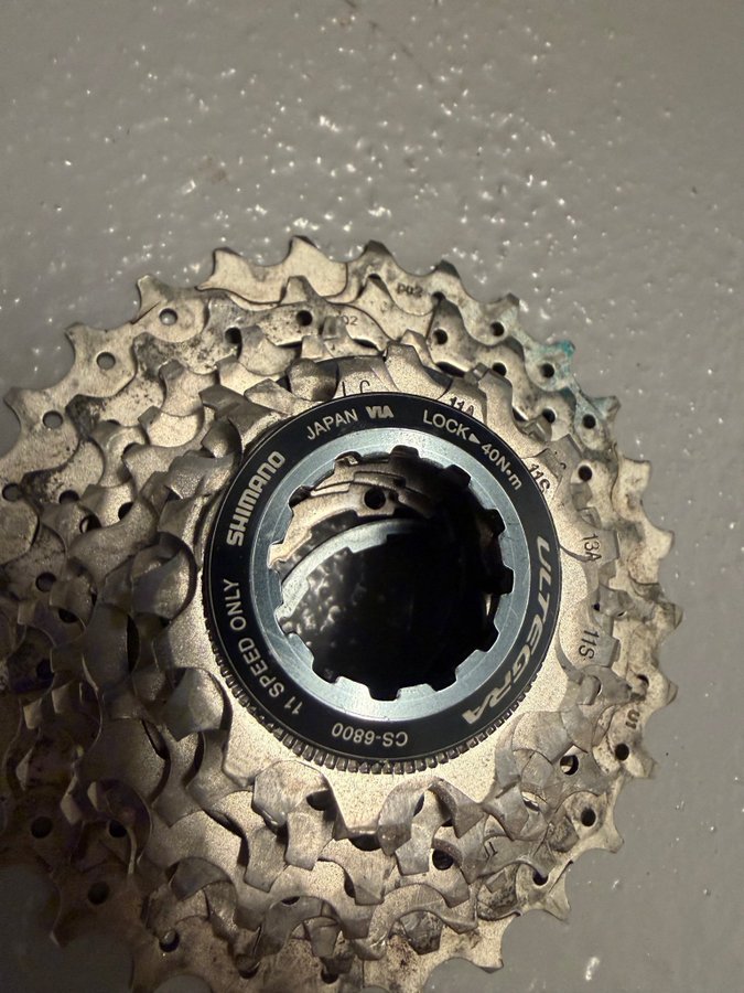 Cassette 11 vitesses Shimano Ultegra CS-6800 11/28 - Équipements vélos