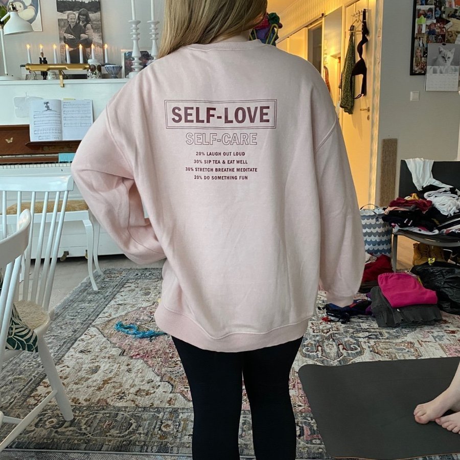 Self love sweatshirt h&m hotsell