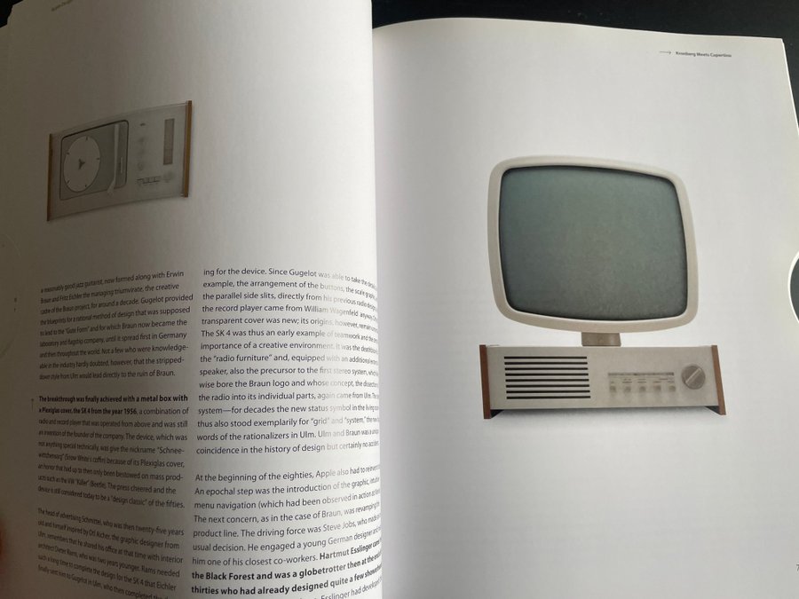アート・デザイン・音楽 Apple Design 1997-2011 HATJE CANTZ アート・デザイン・音楽 Apple Design 1997-2011 HATJE CANTZ