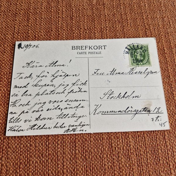 galleryimage 2 zoomed in