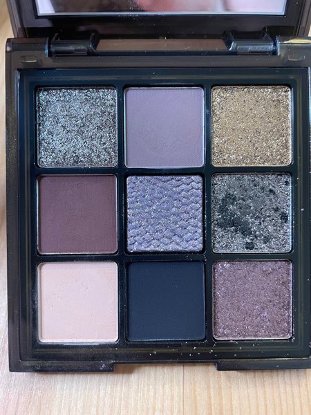 Huda beauty jaguar Huda beauty jaguar