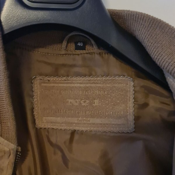 galleryimage 2 zoomed in