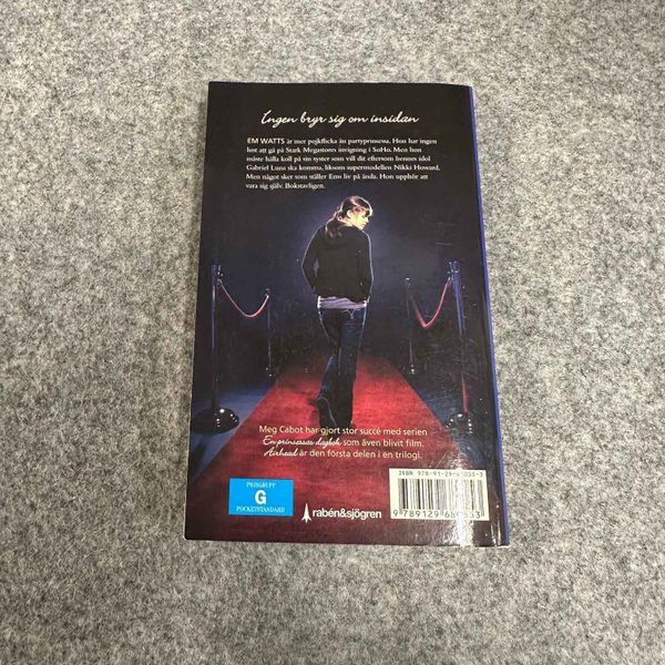 galleryimage 2 zoomed in