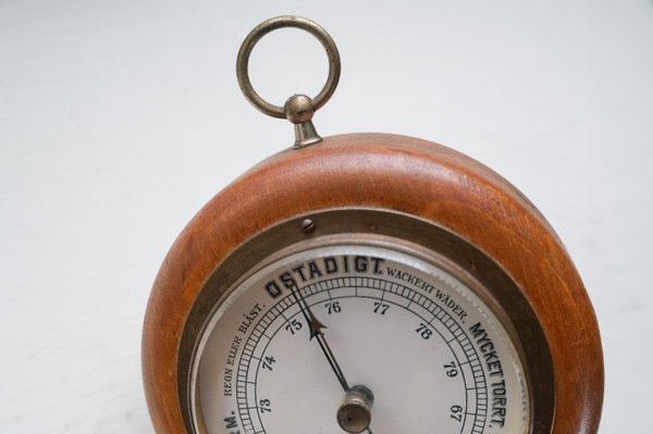 Gammal barometer, Vintage om man så vill, men i.. | Köp på Tradera ...