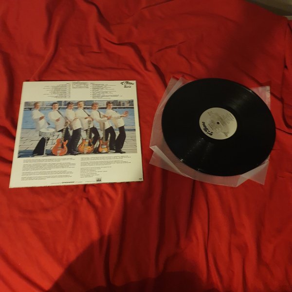 galleryimage 2 zoomed in