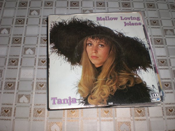 galleryimage 2 zoomed in