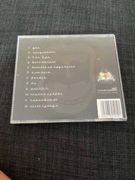 galleryimage 2 zoomed in