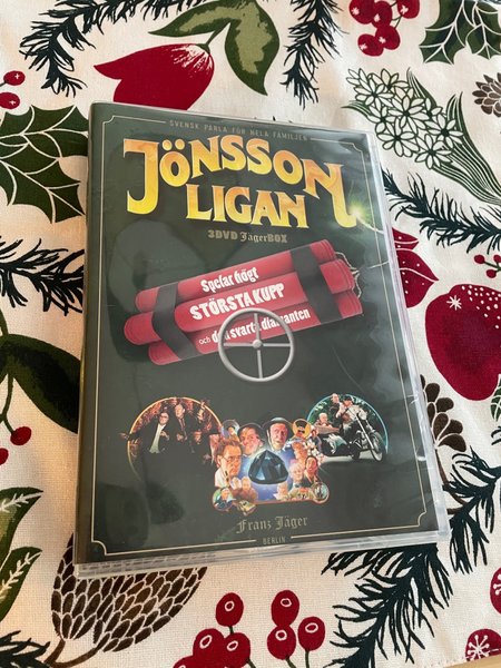 Se produkter som liknar Jönssonligan Box Spelar Hög.. på Tradera