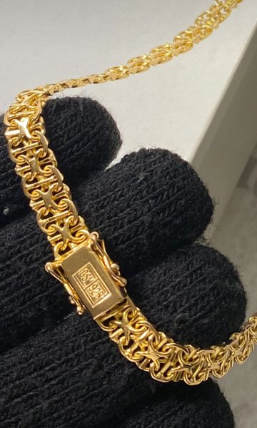 galleryimage 2 zoomed in