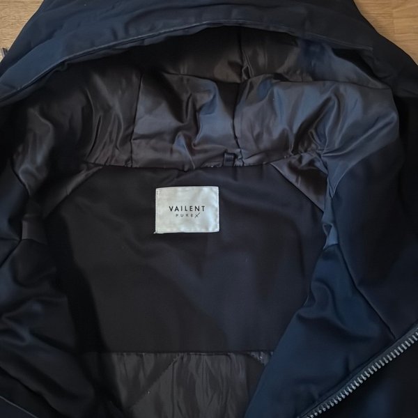 galleryimage 2 zoomed in