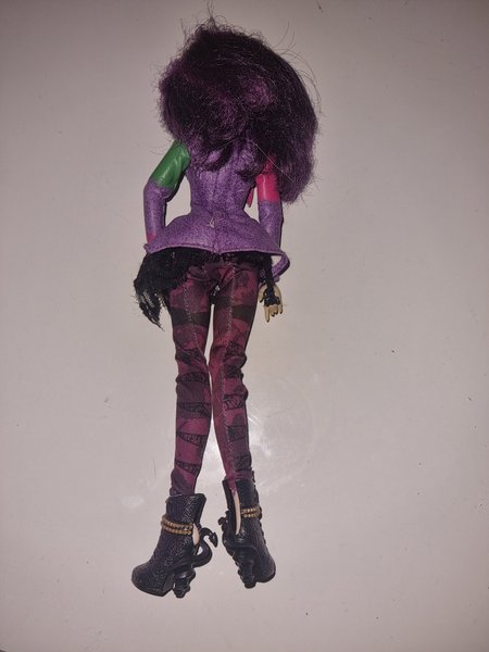 galleryimage 2 zoomed in