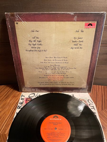 galleryimage 2 zoomed in