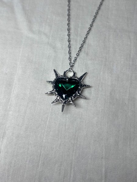 galleryimage 2 zoomed in