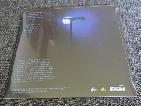 galleryimage 2 zoomed in