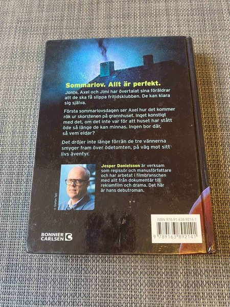 galleryimage 2 zoomed in