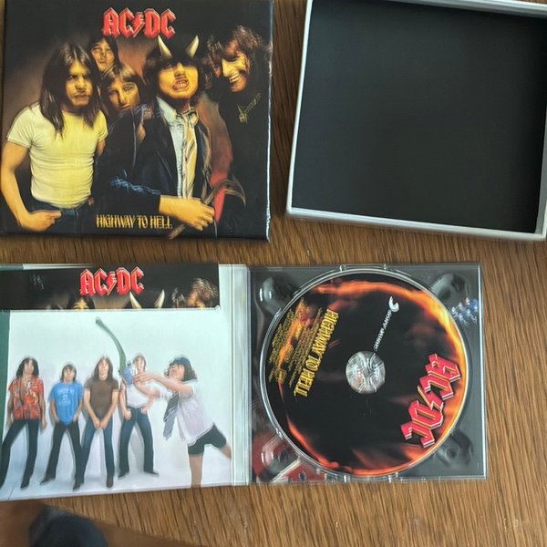 galleryimage 2 zoomed in