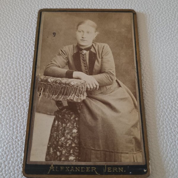 galleryimage 2 zoomed in