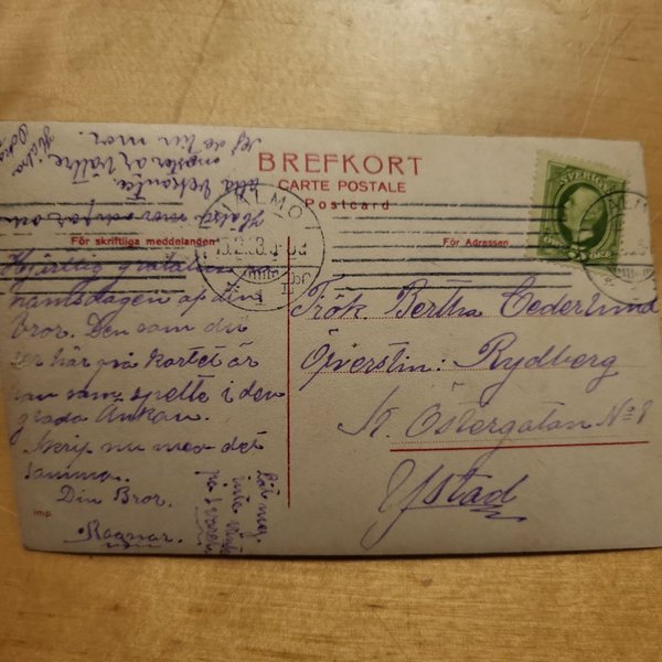 galleryimage 2 zoomed in