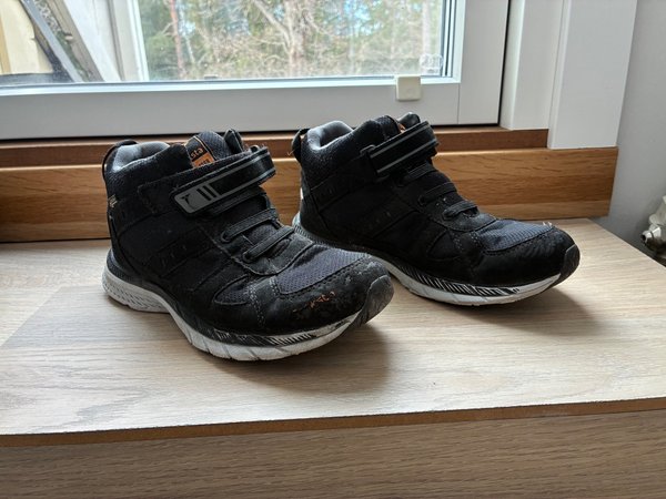 galleryimage 2 zoomed in