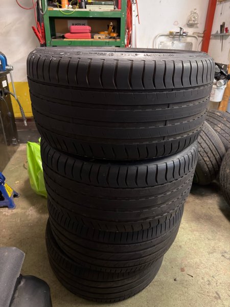 galleryimage 2 zoomed in