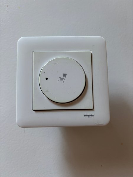 Exxact Kombidimmer 300va () Exxact Kombidimmer 300va