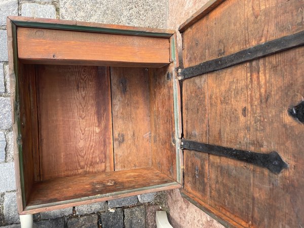 galleryimage 2 zoomed in