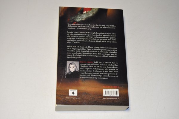 galleryimage 2 zoomed in