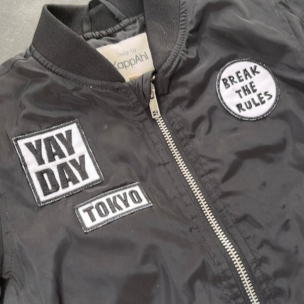 galleryimage 2 zoomed in