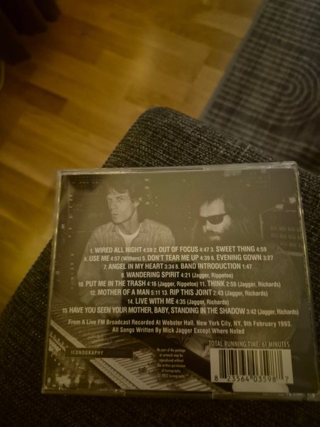 galleryimage 2 zoomed in