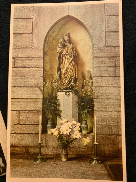 galleryimage 2 zoomed in