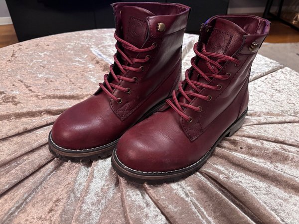 galleryimage 2 zoomed in