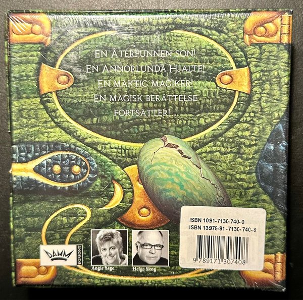 galleryimage 2 zoomed in