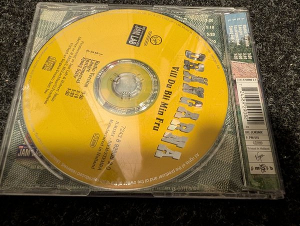 galleryimage 2 zoomed in