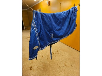 Mycket fint fodrat täcke ifrån Horse Comfort 135cm
