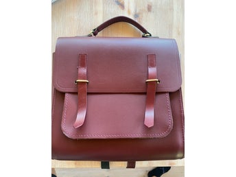 The Cambridge Satchel Company ryggsäck väska i vinrött Bordeaux